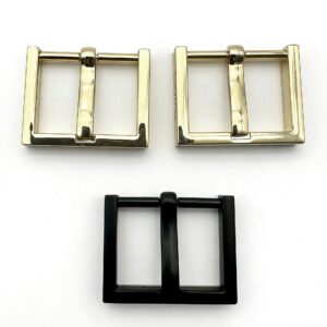 High-end chunky flat-profile square pin buckles showcasing luxury light gold and tactical matte black finishes, custom OEM manufactured by Wahkoi Metal.