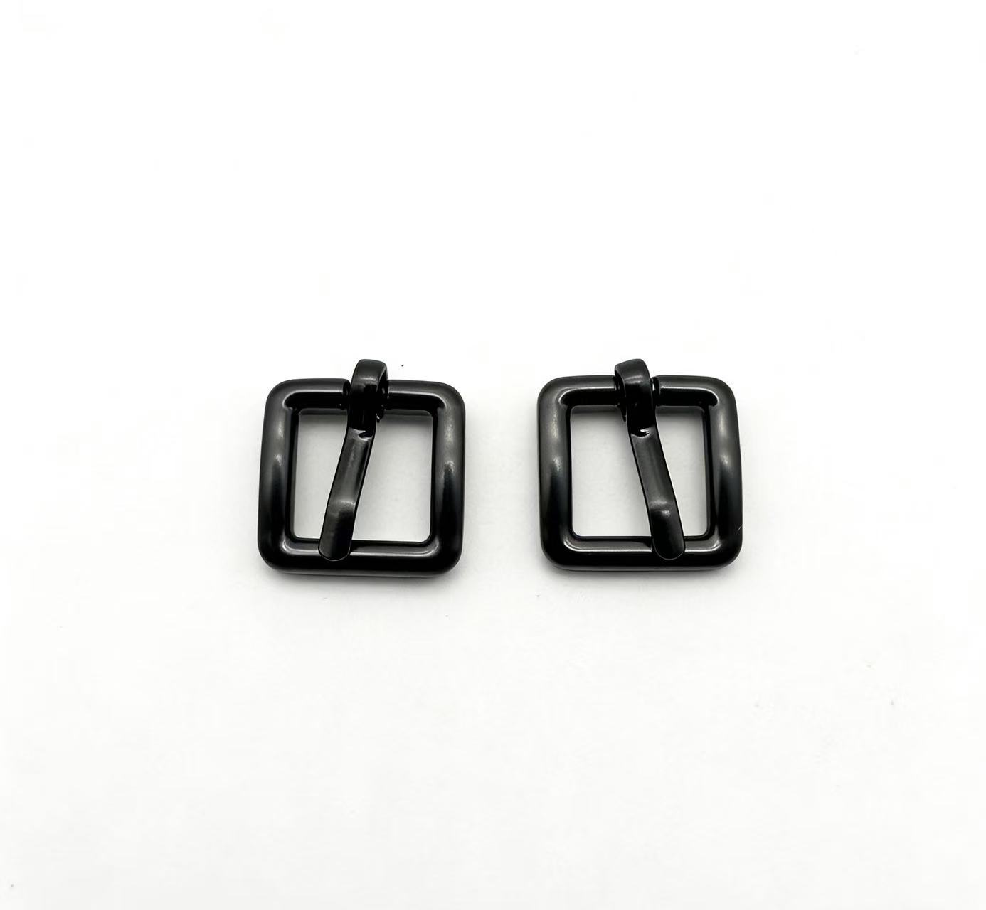 High-end tactical matte black classic square pin buckle and single prong strap adjuster for techwear and stealth luxury bags, custom OEM manufactured by Wahkoi Metal.
